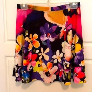 Italian designer floral miniskirt by No-Nà